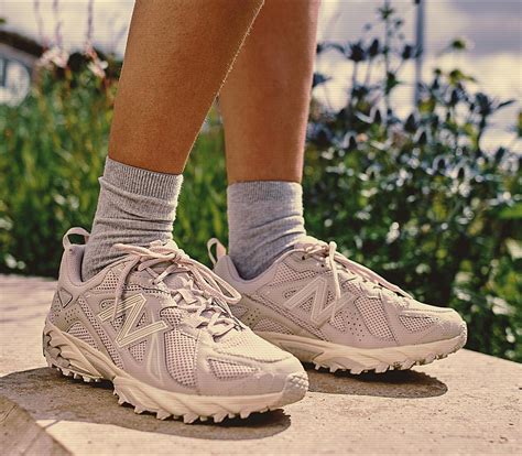 new balance ml610 trainers